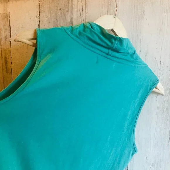 NWT $64 Velvet by Graham Spencer Adelise Knit Surplice Faux Wrap Fitted Top - Picture 14 of 14